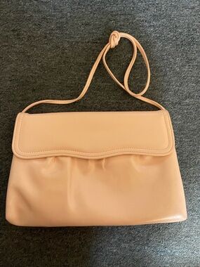 Vintage 60’s Pink Blush Crossbody Purse Bag Flap Closure